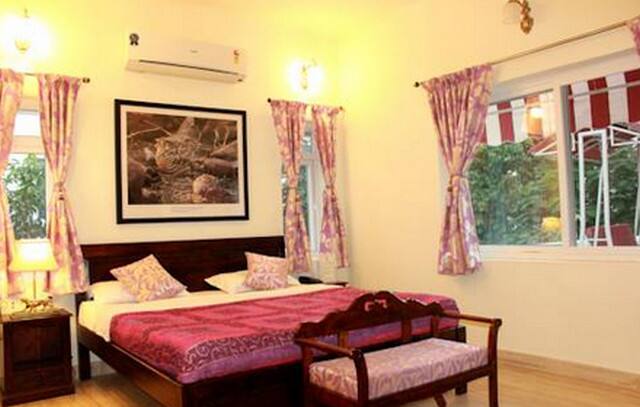 Hotel Jamnalal bajaj Marg, Jaipur 2